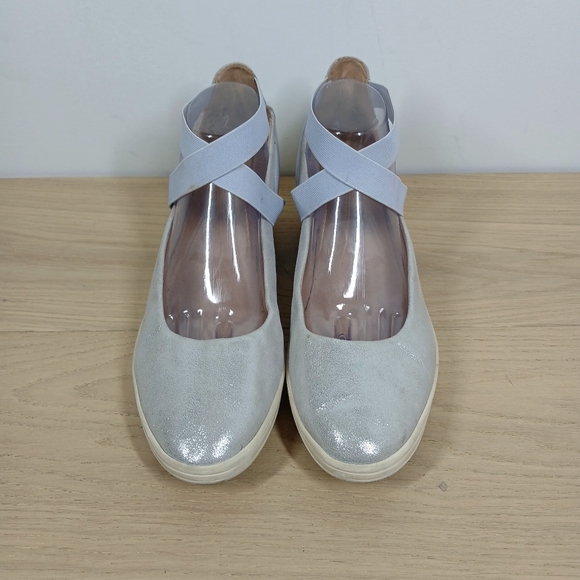 Vionic Ellery Silver Metallic Leather Ankle Strap Comfort Wedge Flats 1352 - Picture 7 of 12